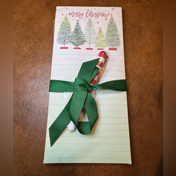 Other - NWT Merry Christmas Notepad with Pen and Green Ribbon